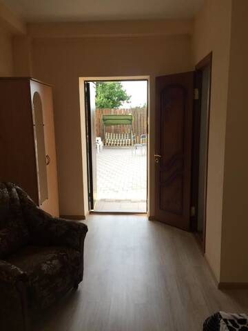 Стандартный трехместный номер в Гостинице Guest House Aragvi